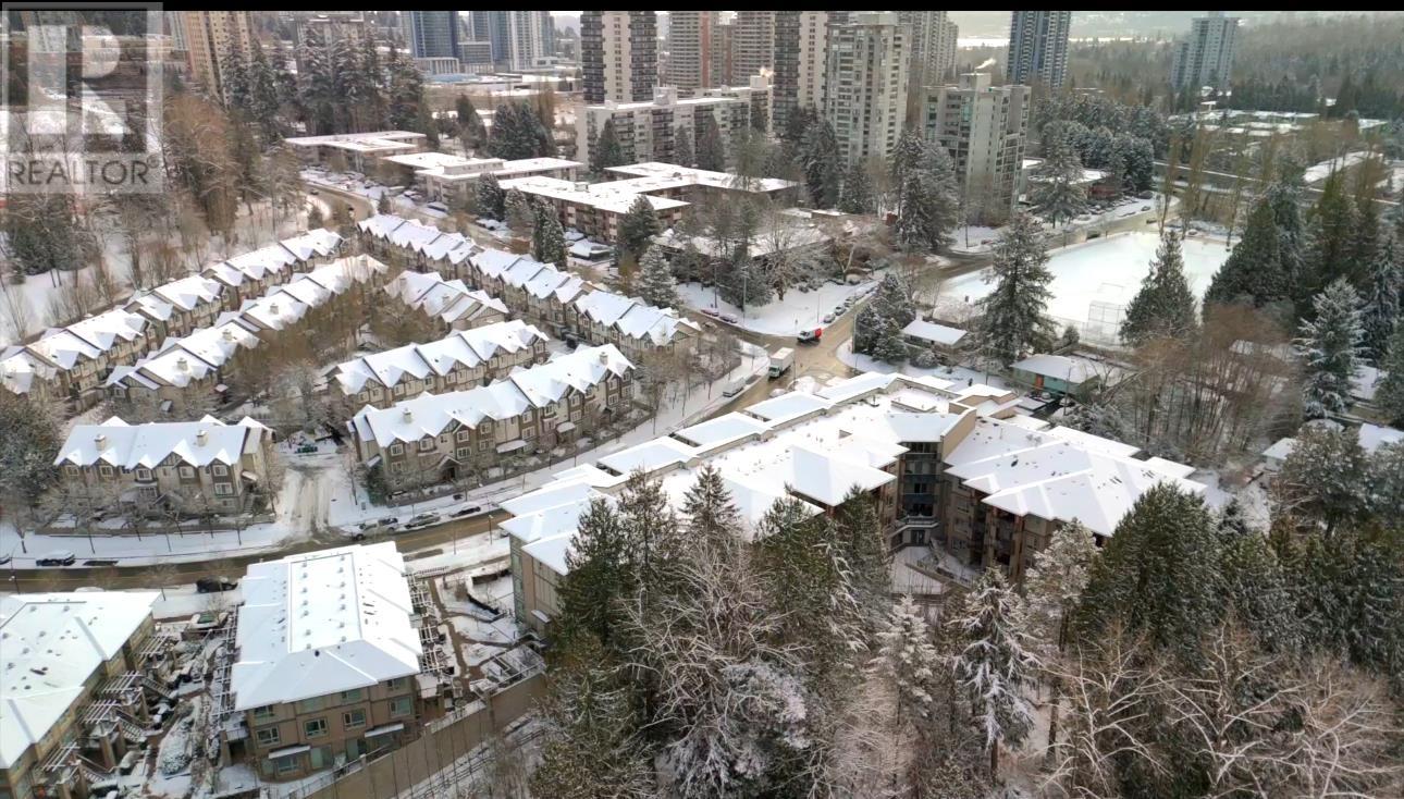Listing Picture 20 of 21 : 202 3399 NOEL DRIVE, Burnaby / 本拿比 - 魯藝地產 Yvonne Lu Group - MLS Medallion Club Member