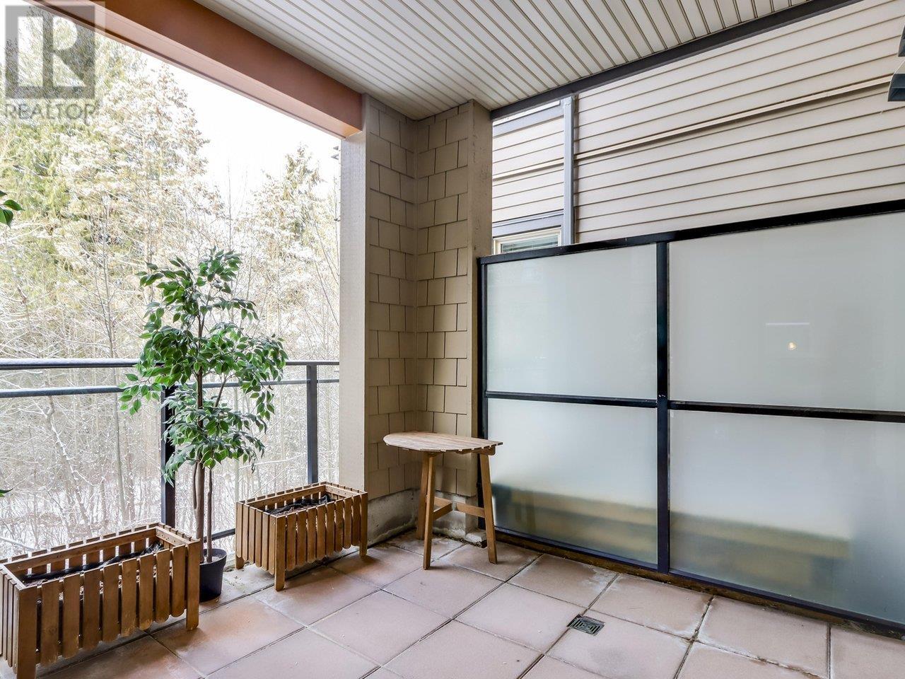 Listing Picture 6 of 21 : 202 3399 NOEL DRIVE, Burnaby / 本拿比 - 魯藝地產 Yvonne Lu Group - MLS Medallion Club Member