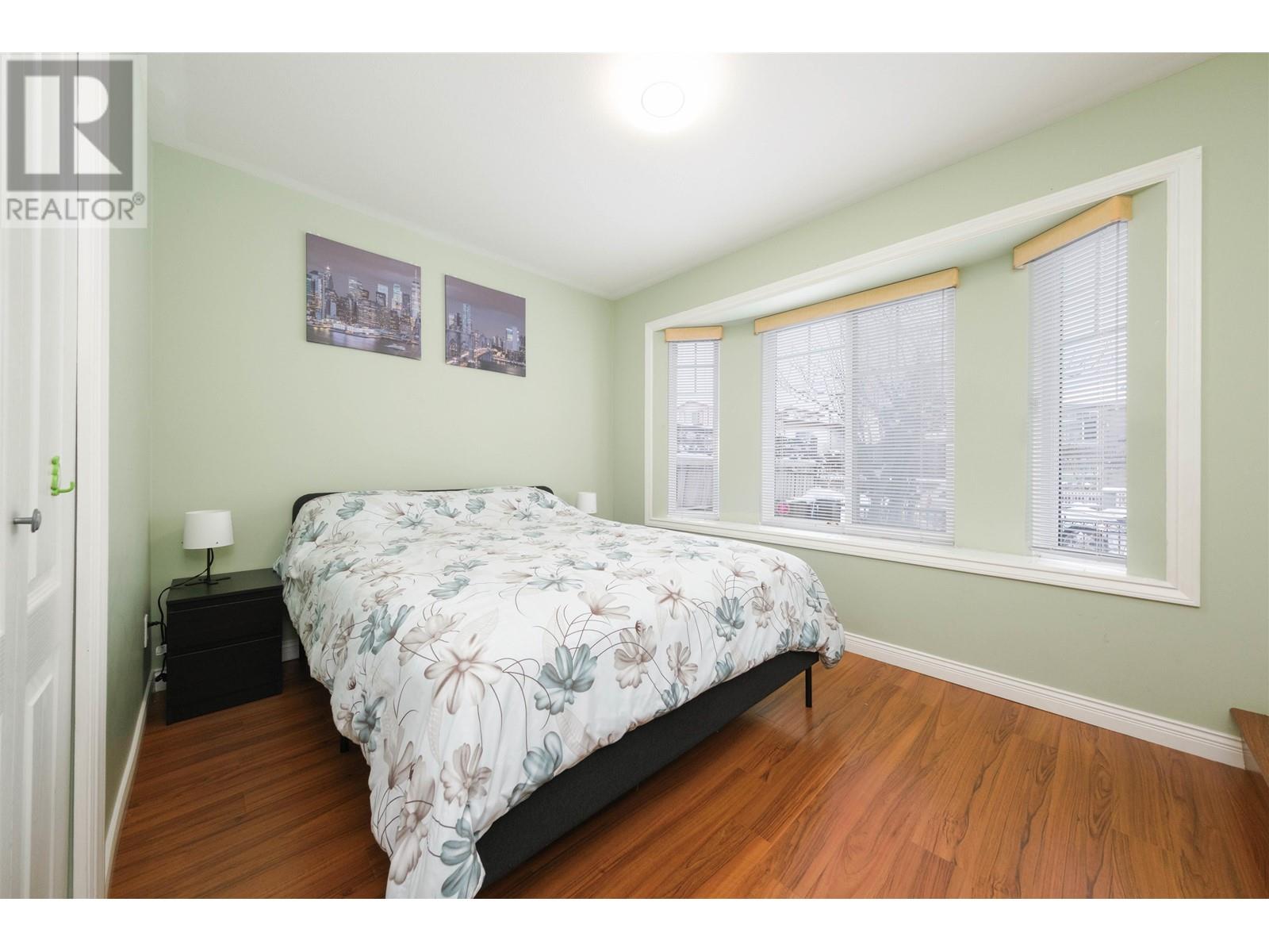 Listing Picture 25 of 36 : 2780 E 26TH AVENUE, Vancouver / 溫哥華 - 魯藝地產 Yvonne Lu Group - MLS Medallion Club Member