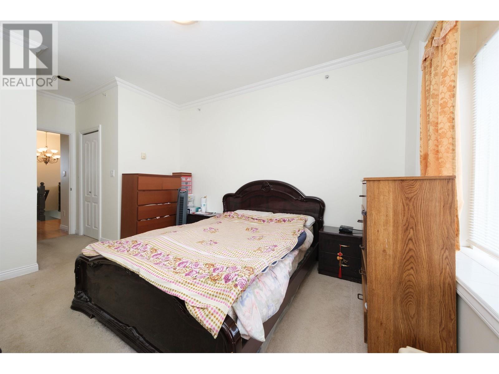 Listing Picture 15 of 36 : 2780 E 26TH AVENUE, Vancouver / 溫哥華 - 魯藝地產 Yvonne Lu Group - MLS Medallion Club Member