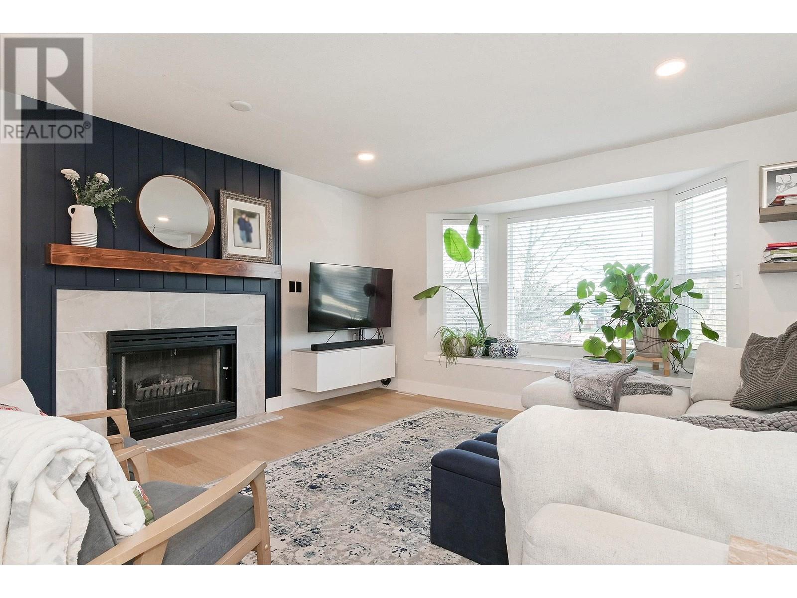 11902 237a Street, Maple Ridge, British Columbia  V4R 1V9 - Photo 3 - R2963349