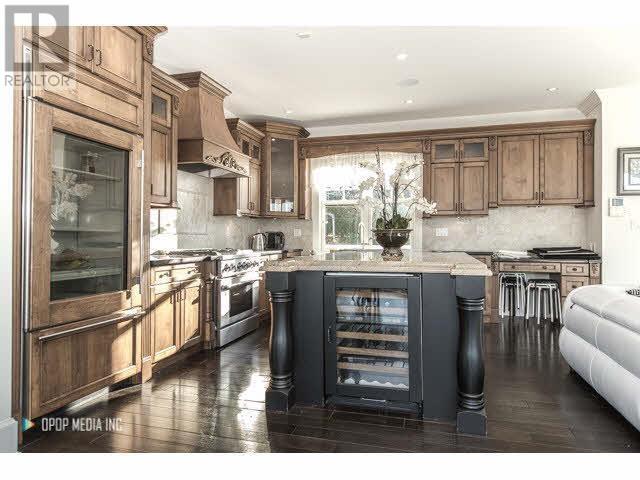 Listing Picture 9 of 16 : 1416 WESBROOK CRESCENT, Vancouver / 溫哥華 - 魯藝地產 Yvonne Lu Group - MLS Medallion Club Member