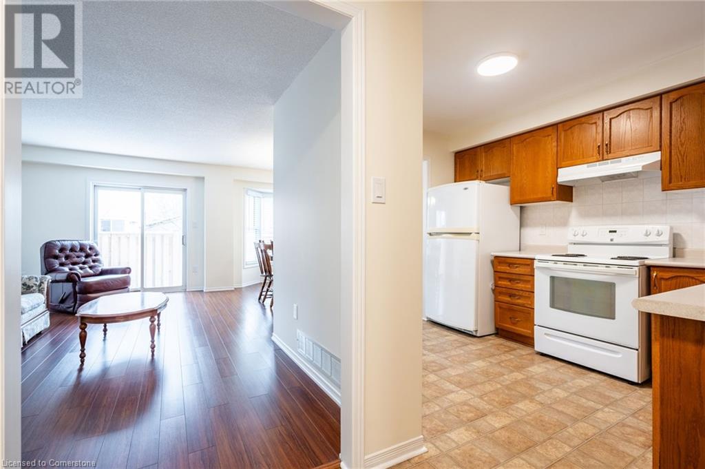 1310 Upper Wentworth Street Unit# 7, Hamilton, Ontario  L9A 5J3 - Photo 8 - 40697652