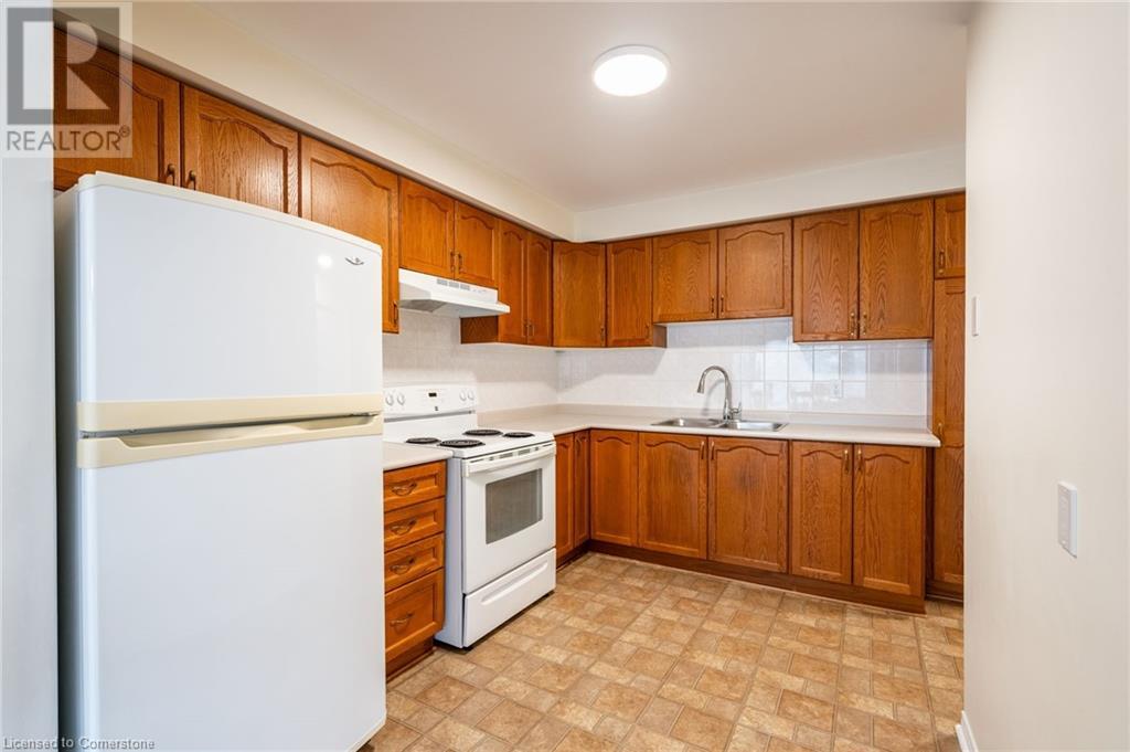 1310 Upper Wentworth Street Unit# 7, Hamilton, Ontario  L9A 5J3 - Photo 11 - 40697652