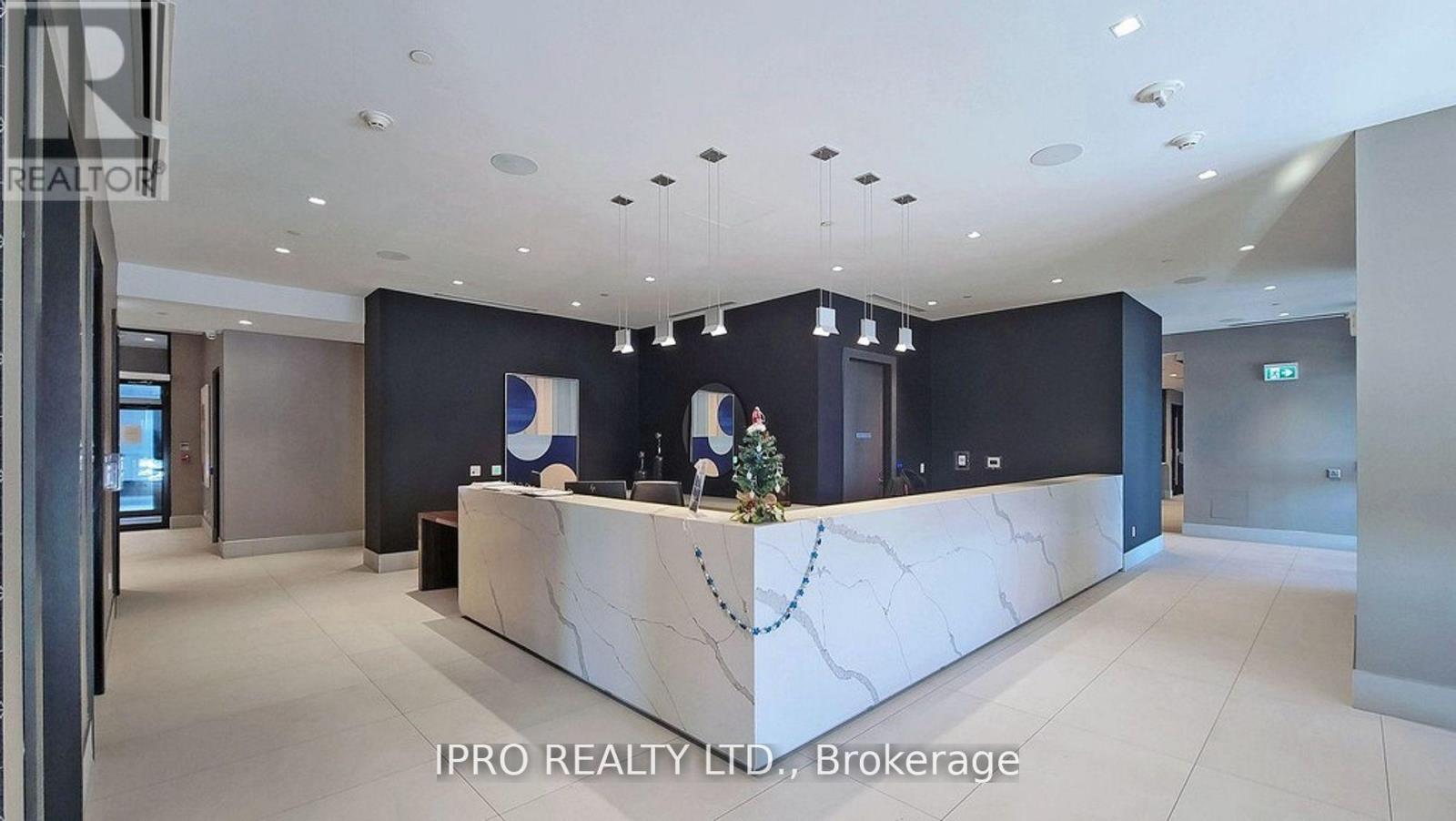 Property at 1821 - 2550 SIMCOE STREET W image 1