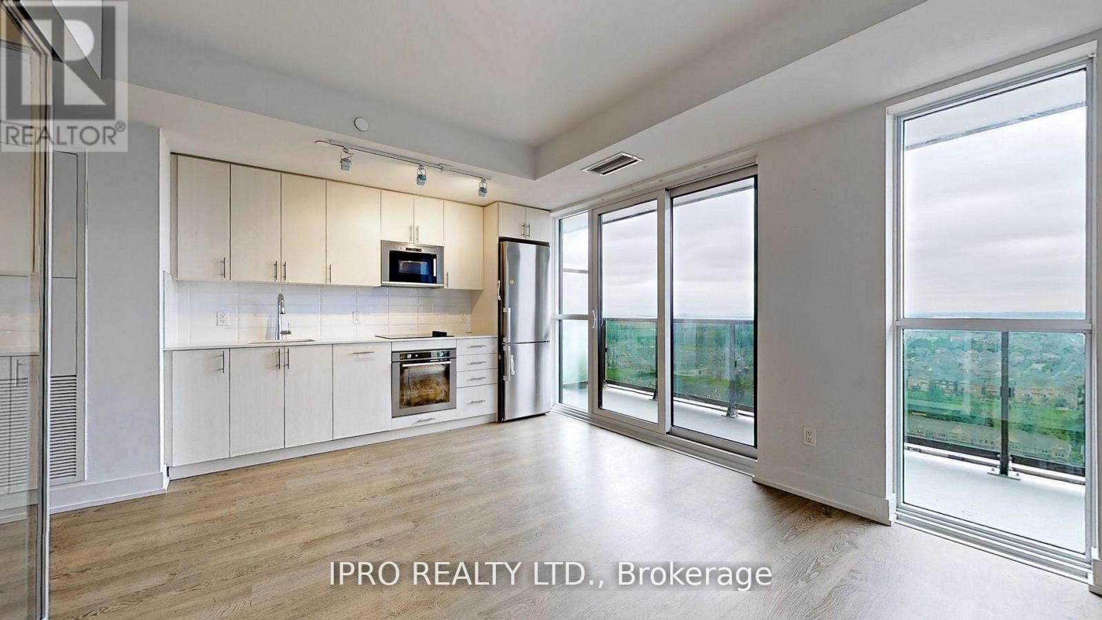 Property at 1821 - 2550 SIMCOE STREET W image 5