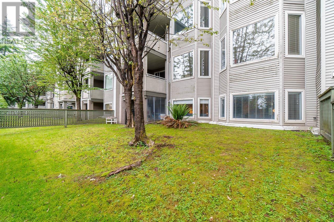 Listing Picture 30 of 31 : 404 3733 NORFOLK STREET, Burnaby / 本拿比 - 魯藝地產 Yvonne Lu Group - MLS Medallion Club Member