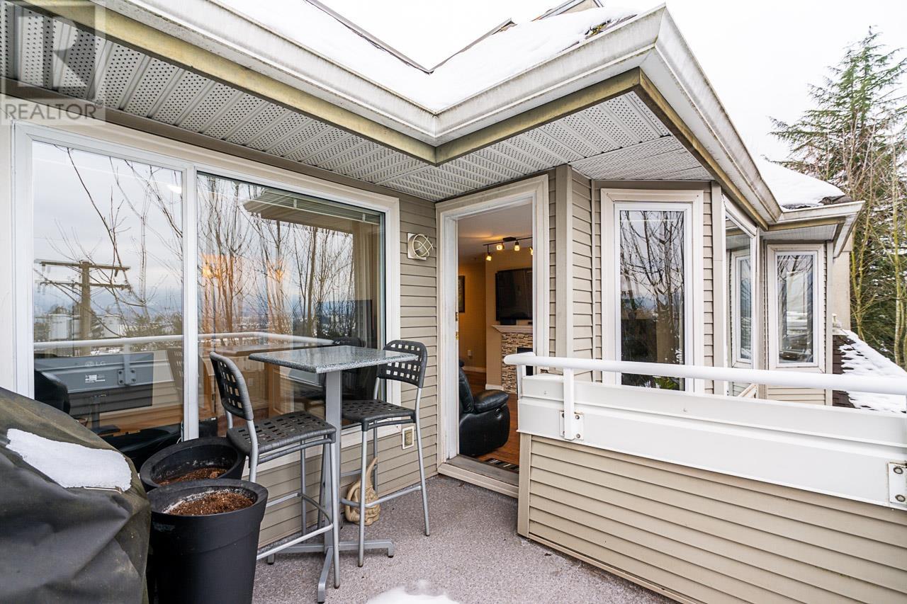 Listing Picture 29 of 31 : 404 3733 NORFOLK STREET, Burnaby / 本拿比 - 魯藝地產 Yvonne Lu Group - MLS Medallion Club Member