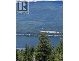 5036 Heritage Drive, eagle bay, British Columbia