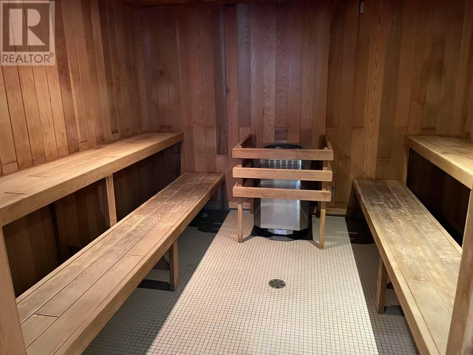 Listing Picture 34 of 37 : 810 6200 RIVER ROAD, Richmond / 烈治文 - 魯藝地產 Yvonne Lu Group - MLS Medallion Club Member