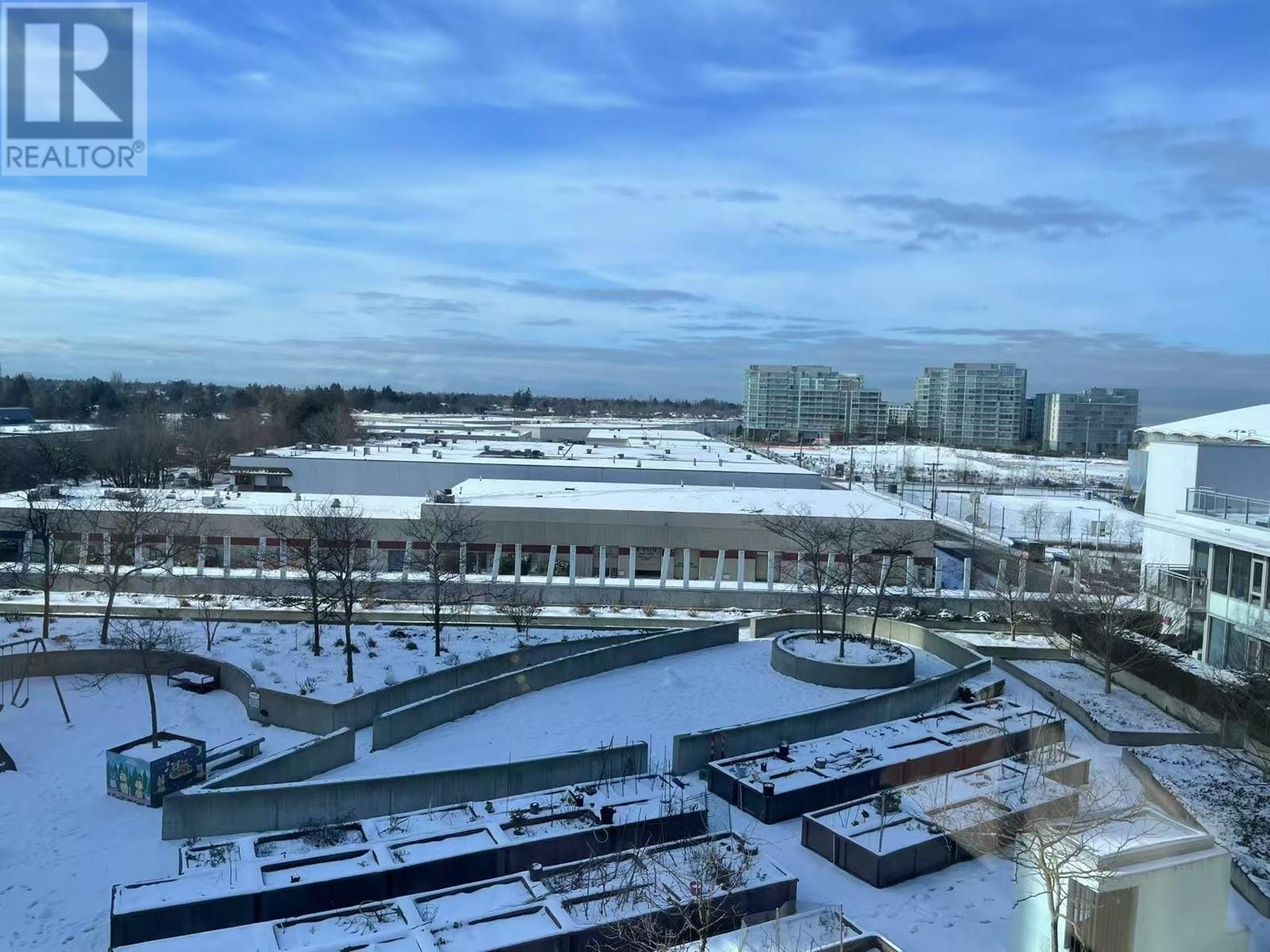 Listing Picture 23 of 37 : 810 6200 RIVER ROAD, Richmond / 烈治文 - 魯藝地產 Yvonne Lu Group - MLS Medallion Club Member