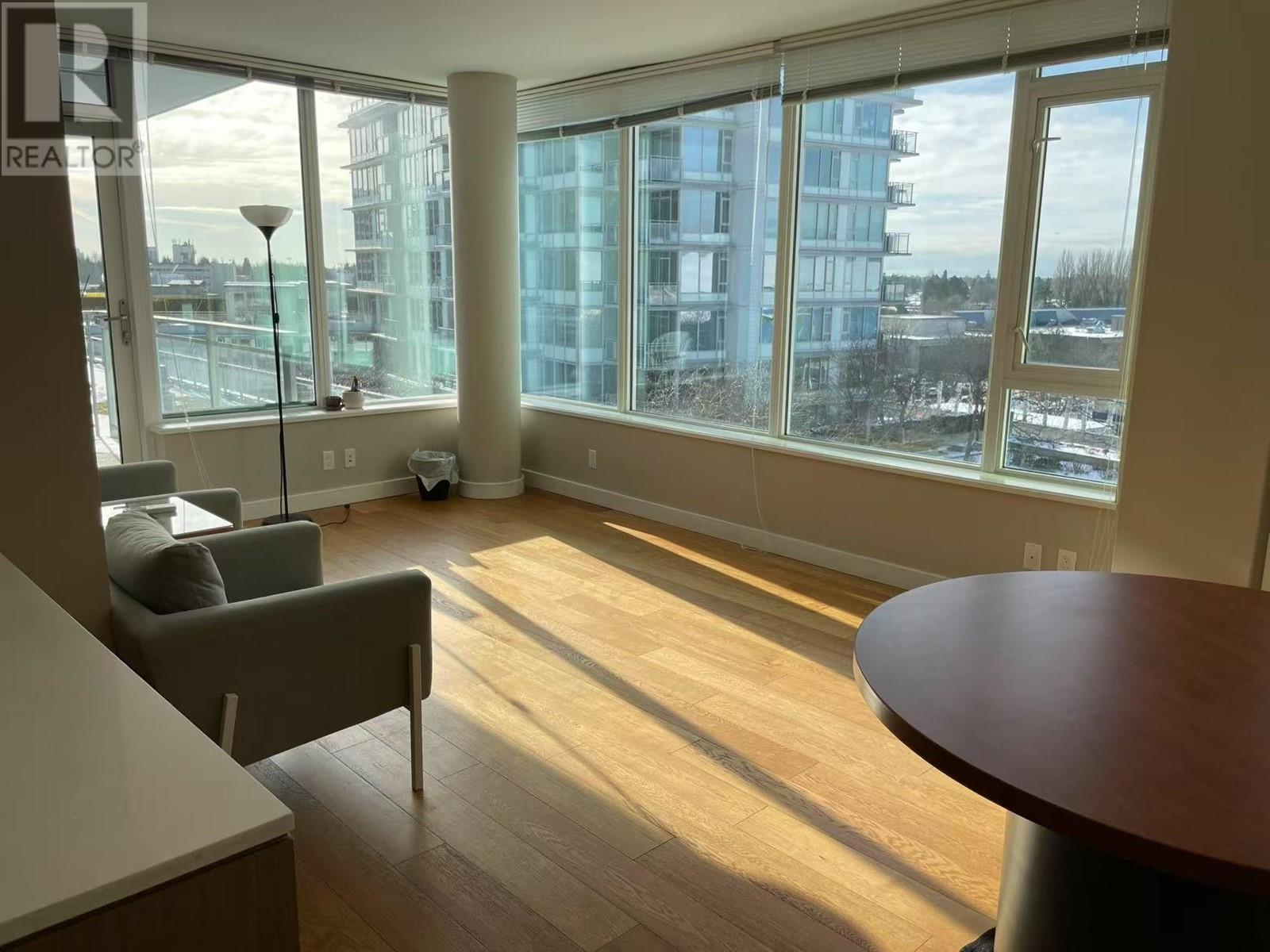 Listing Picture 24 of 37 : 810 6200 RIVER ROAD, Richmond / 烈治文 - 魯藝地產 Yvonne Lu Group - MLS Medallion Club Member