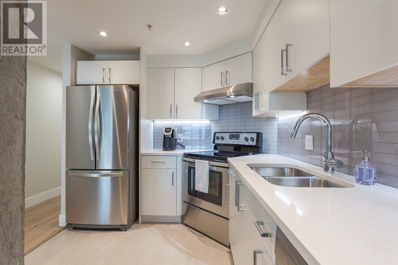 Listing Picture 10 of 21 : 504 1238 MELVILLE STREET, Vancouver / 溫哥華 - 魯藝地產 Yvonne Lu Group - MLS Medallion Club Member