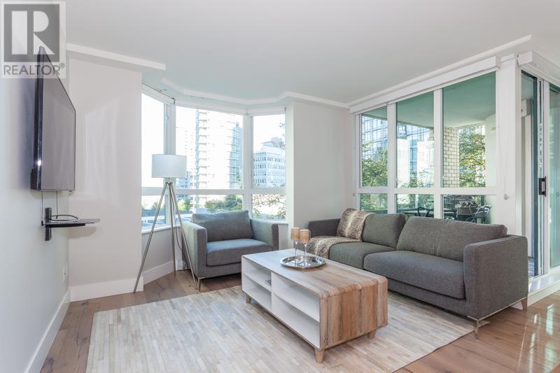 Listing Picture 7 of 21 : 504 1238 MELVILLE STREET, Vancouver / 溫哥華 - 魯藝地產 Yvonne Lu Group - MLS Medallion Club Member