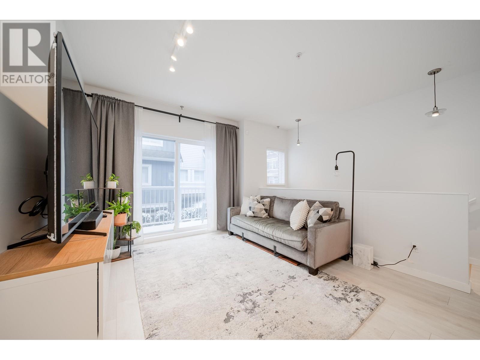 503 1661 Fraser Avenue, Port Coquitlam, British Columbia  V3B 0B6 - Photo 6 - R2965200