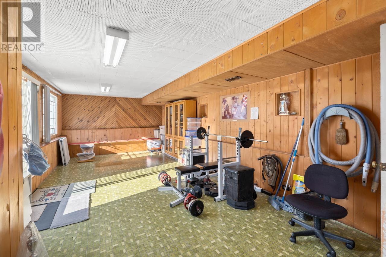 Listing Picture 24 of 33 : 5489 KEITH STREET, Burnaby / 本拿比 - 魯藝地產 Yvonne Lu Group - MLS Medallion Club Member