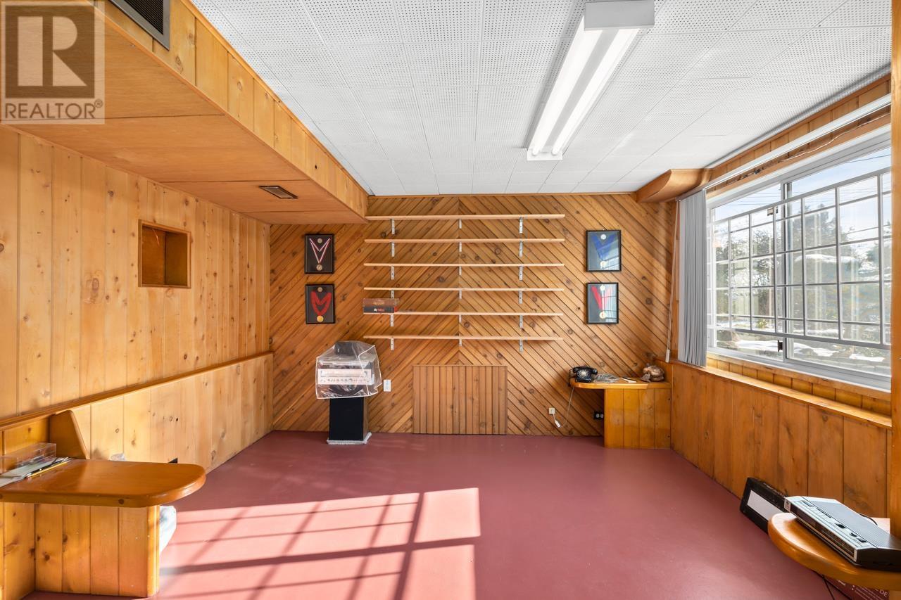 Listing Picture 26 of 33 : 5489 KEITH STREET, Burnaby / 本拿比 - 魯藝地產 Yvonne Lu Group - MLS Medallion Club Member