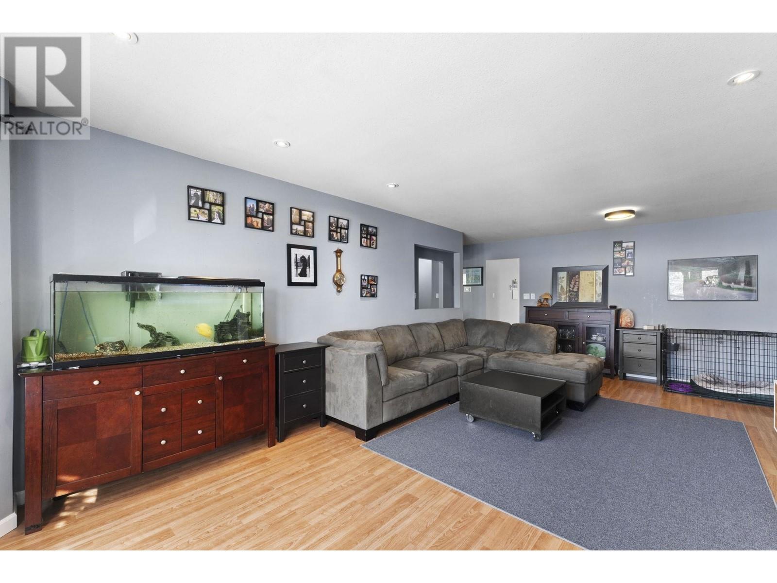11888 249 Street, Maple Ridge, British Columbia  V4R 1Z4 - Photo 6 - R2965272