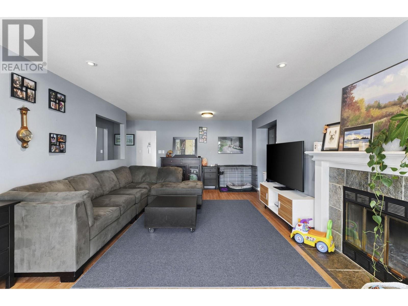 11888 249 Street, Maple Ridge, British Columbia  V4R 1Z4 - Photo 7 - R2965272
