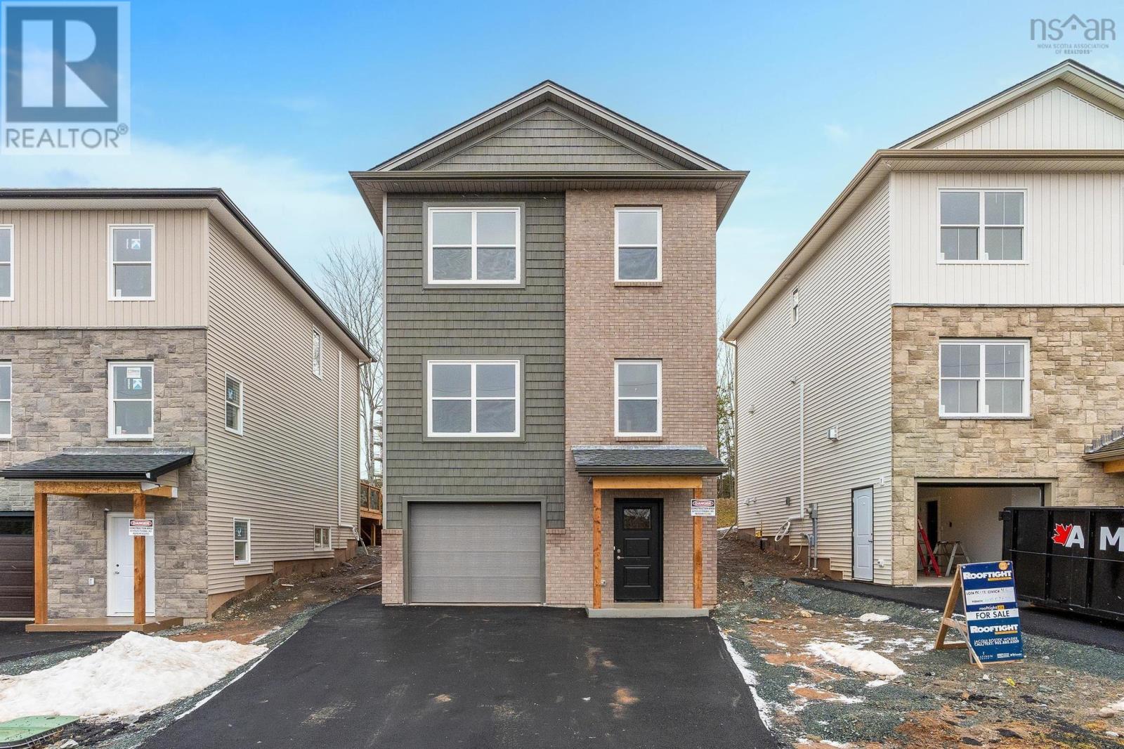 Pc-11 42 Pearlgarden Close, Dartmouth, Nova Scotia  B2X 2E8 - Photo 1 - 202500308