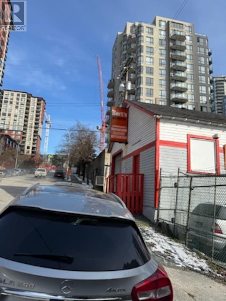 920 Agnes Street, New Westminster, British Columbia  V3M 1H6 - Photo 6 - C8065412