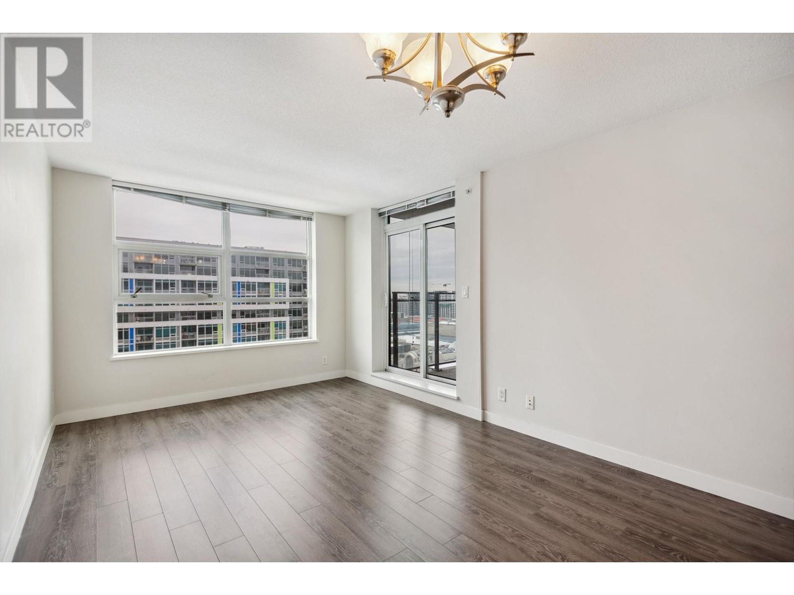 Listing Picture 5 of 31 : 1608 8033 SABA ROAD, Richmond / 烈治文 - 魯藝地產 Yvonne Lu Group - MLS Medallion Club Member