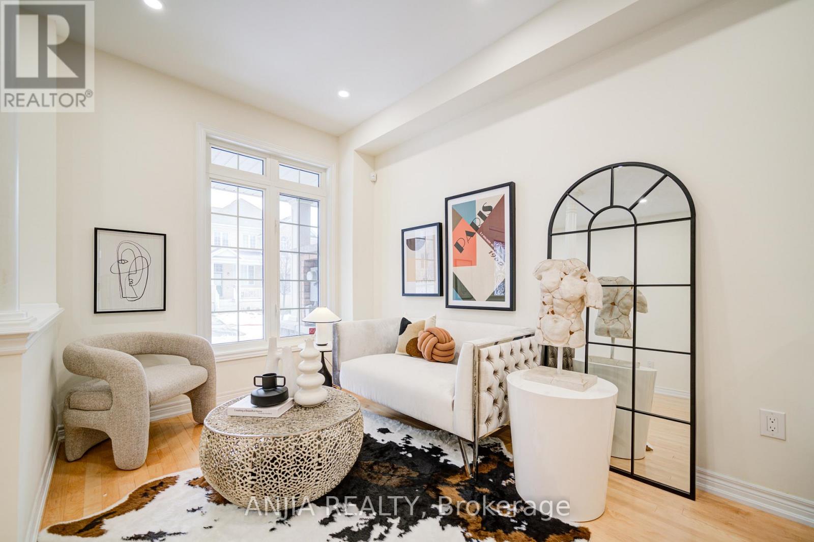 Property at 8 WAGNER DRIVE image 3
