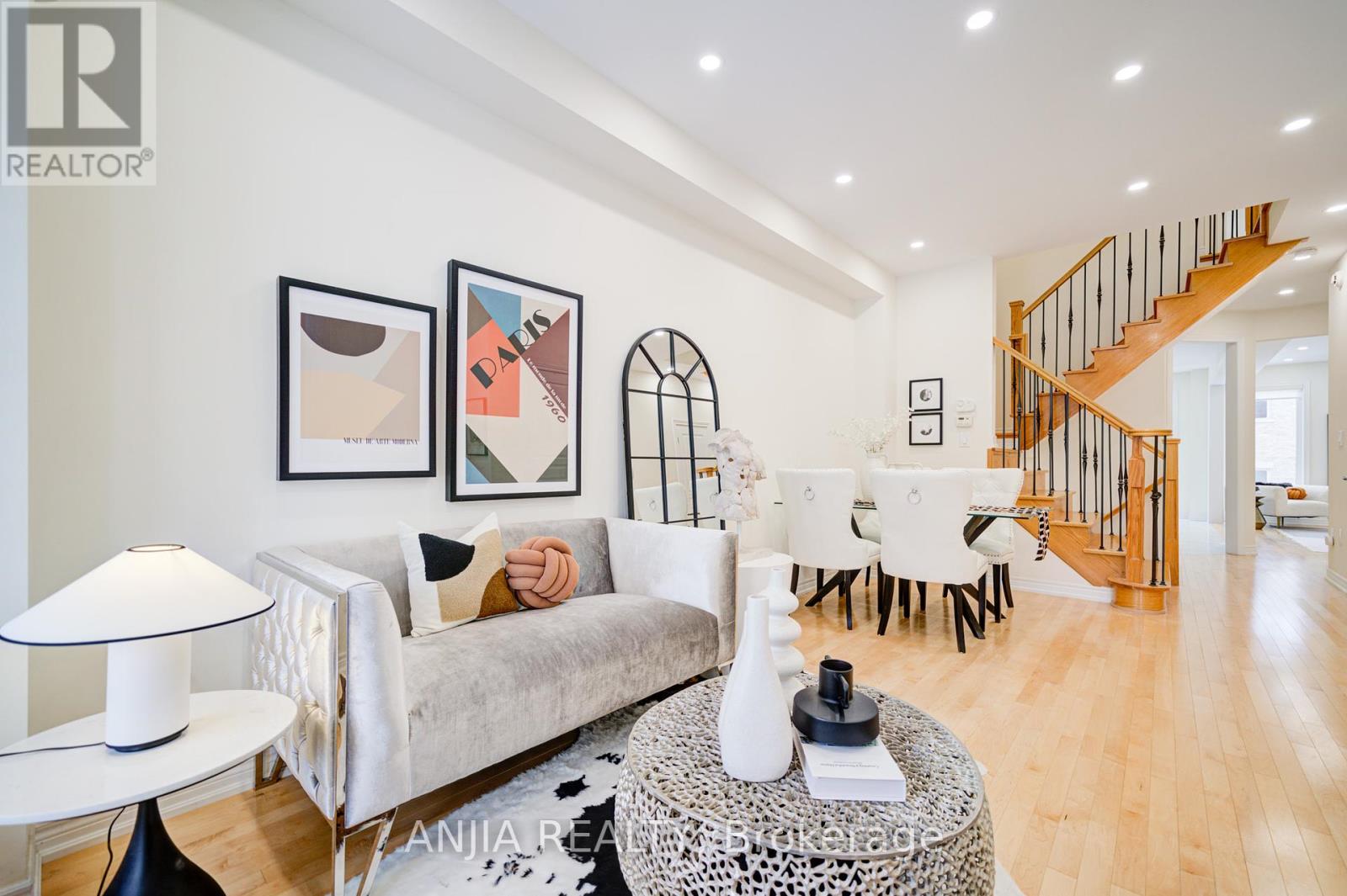 Property at 8 WAGNER DRIVE image 5