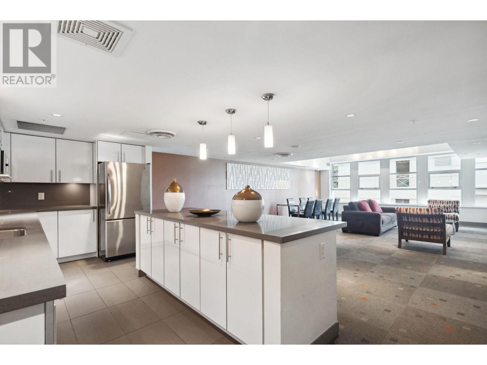 Listing Picture 25 of 31 : 1608 8033 SABA ROAD, Richmond / 烈治文 - 魯藝地產 Yvonne Lu Group - MLS Medallion Club Member