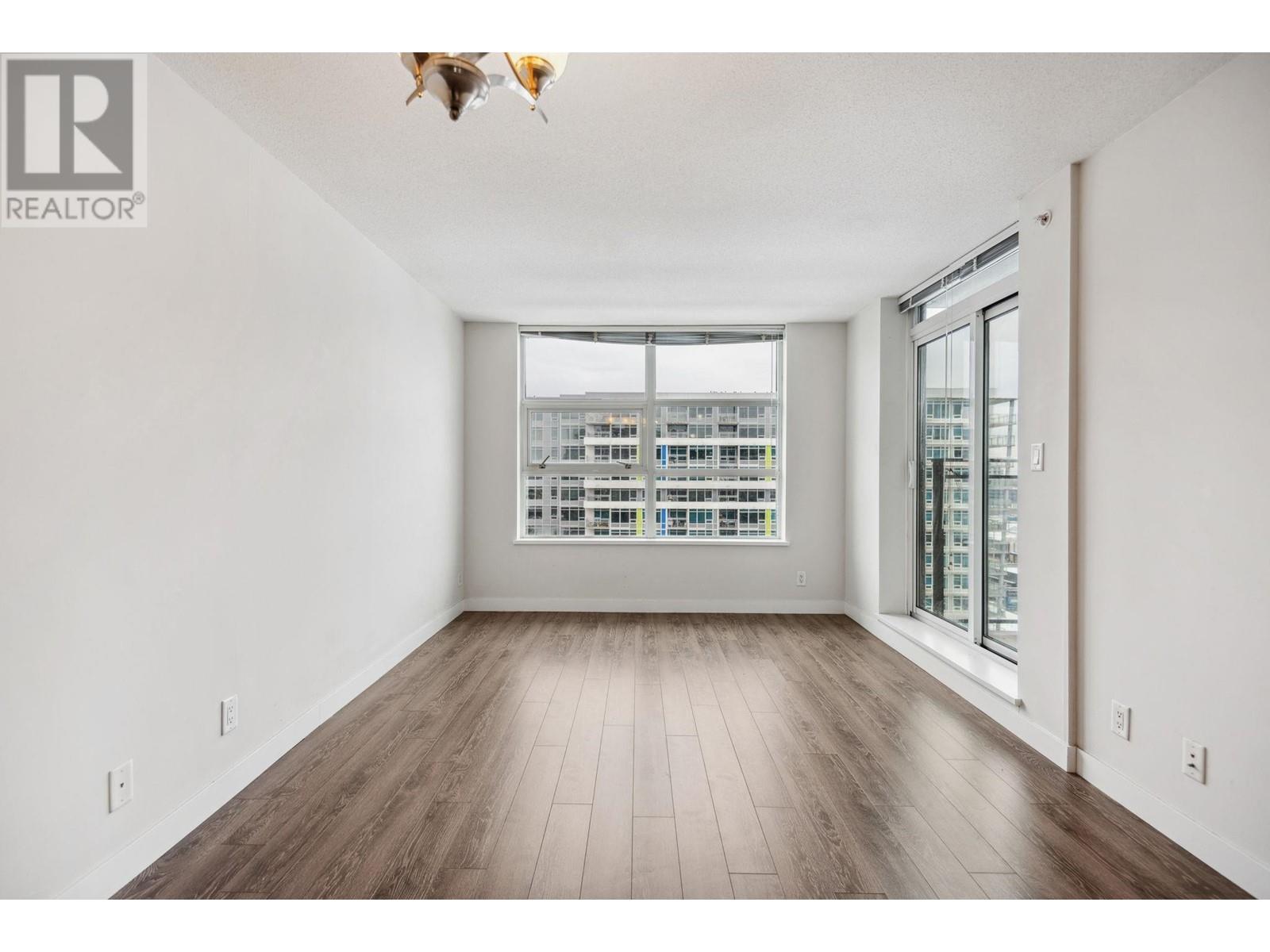 Listing Picture 4 of 31 : 1608 8033 SABA ROAD, Richmond / 烈治文 - 魯藝地產 Yvonne Lu Group - MLS Medallion Club Member