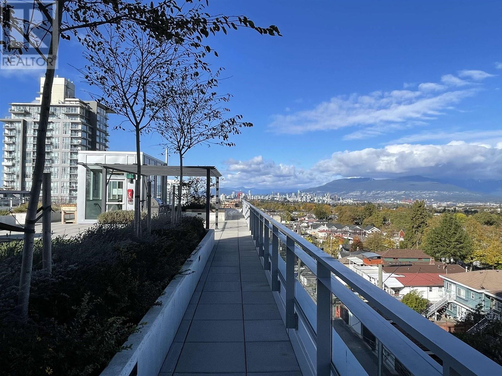 404 2455 Kingsway, Vancouver, British Columbia  V5R 5G8 - Photo 3 - R2965187