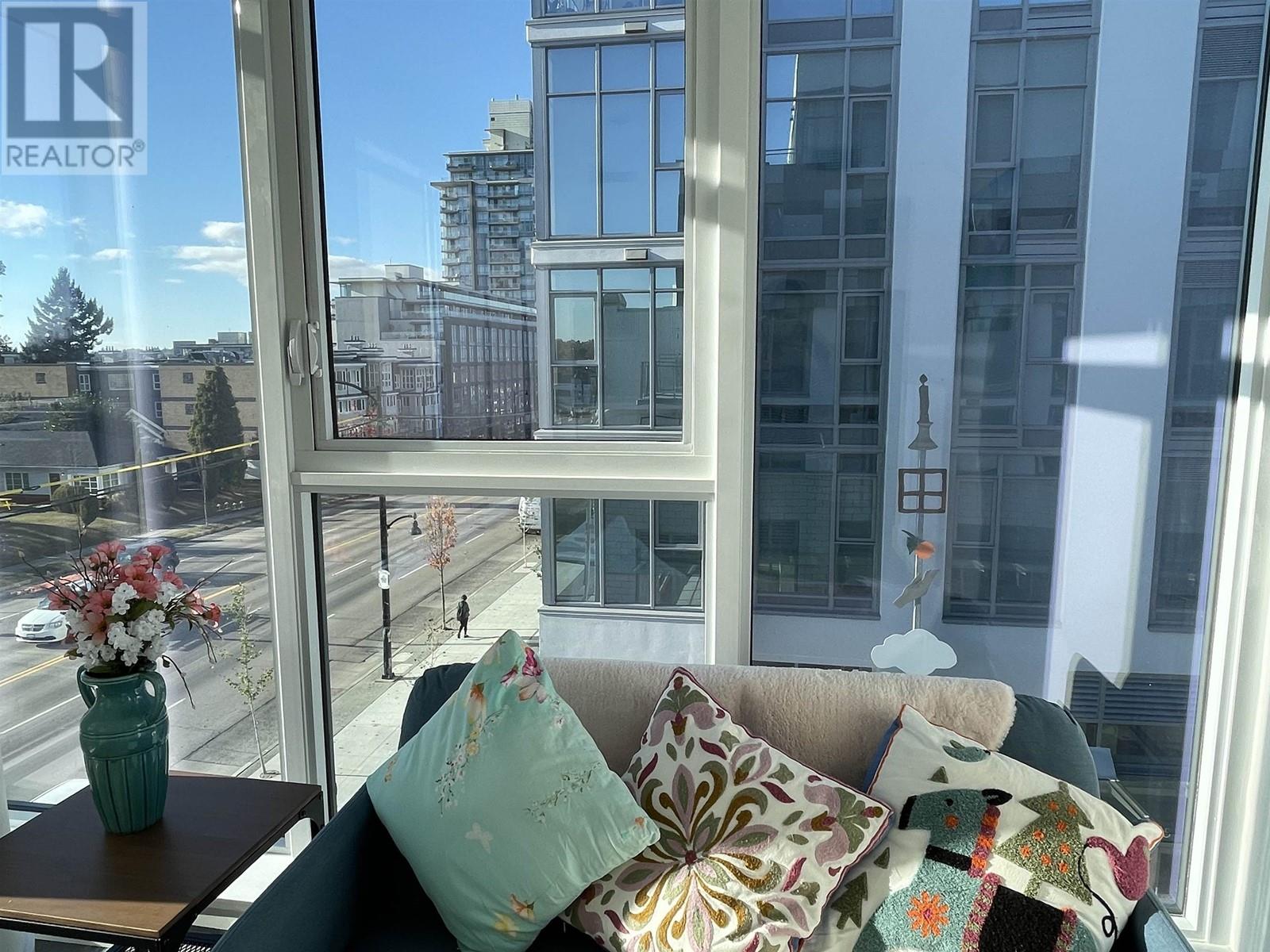 404 2455 Kingsway, Vancouver, British Columbia  V5R 5G8 - Photo 6 - R2965187