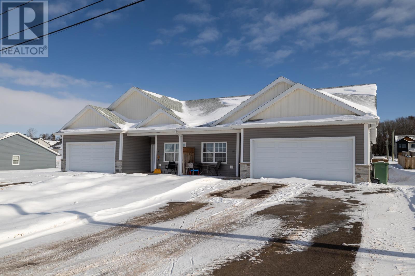 103 Mercedes Drive, Cornwall, Prince Edward Island  C0A 1H3 - Photo 2 - 202502659