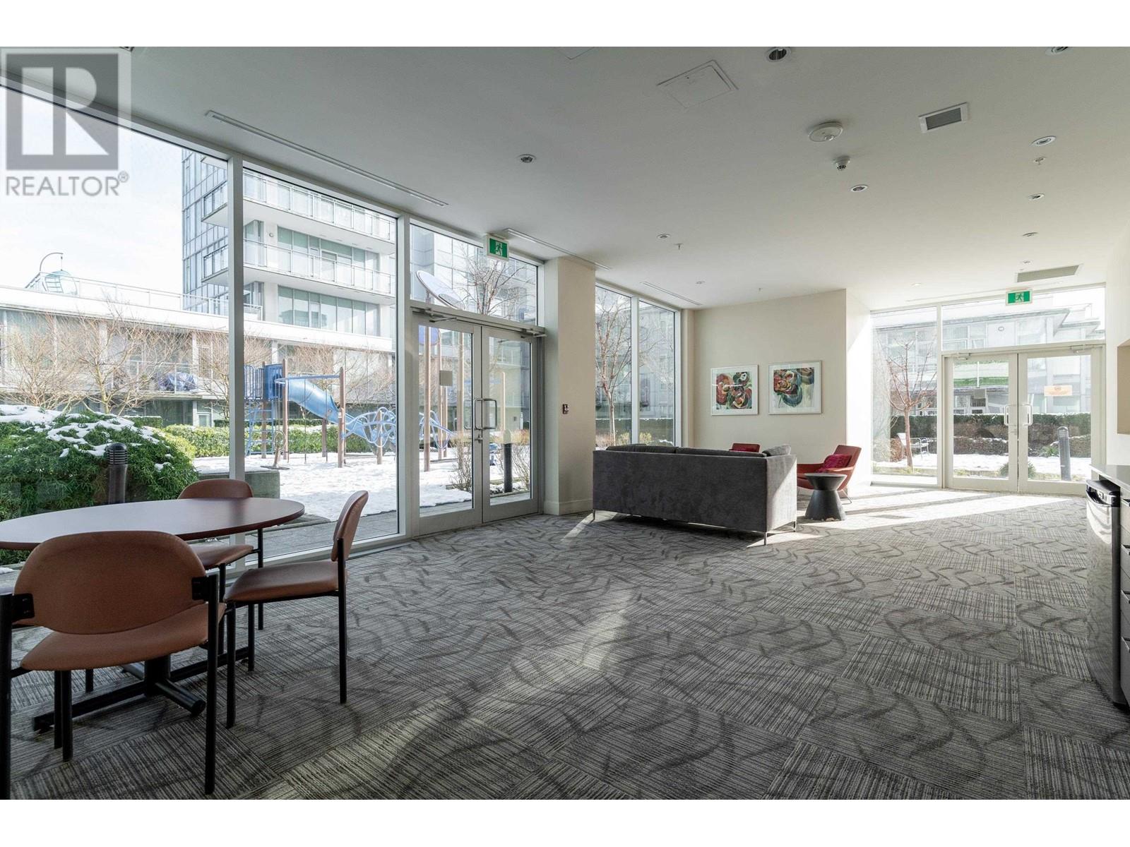Listing Picture 26 of 37 : 512 3333 SEXSMITH ROAD, Richmond / 烈治文 - 魯藝地產 Yvonne Lu Group - MLS Medallion Club Member