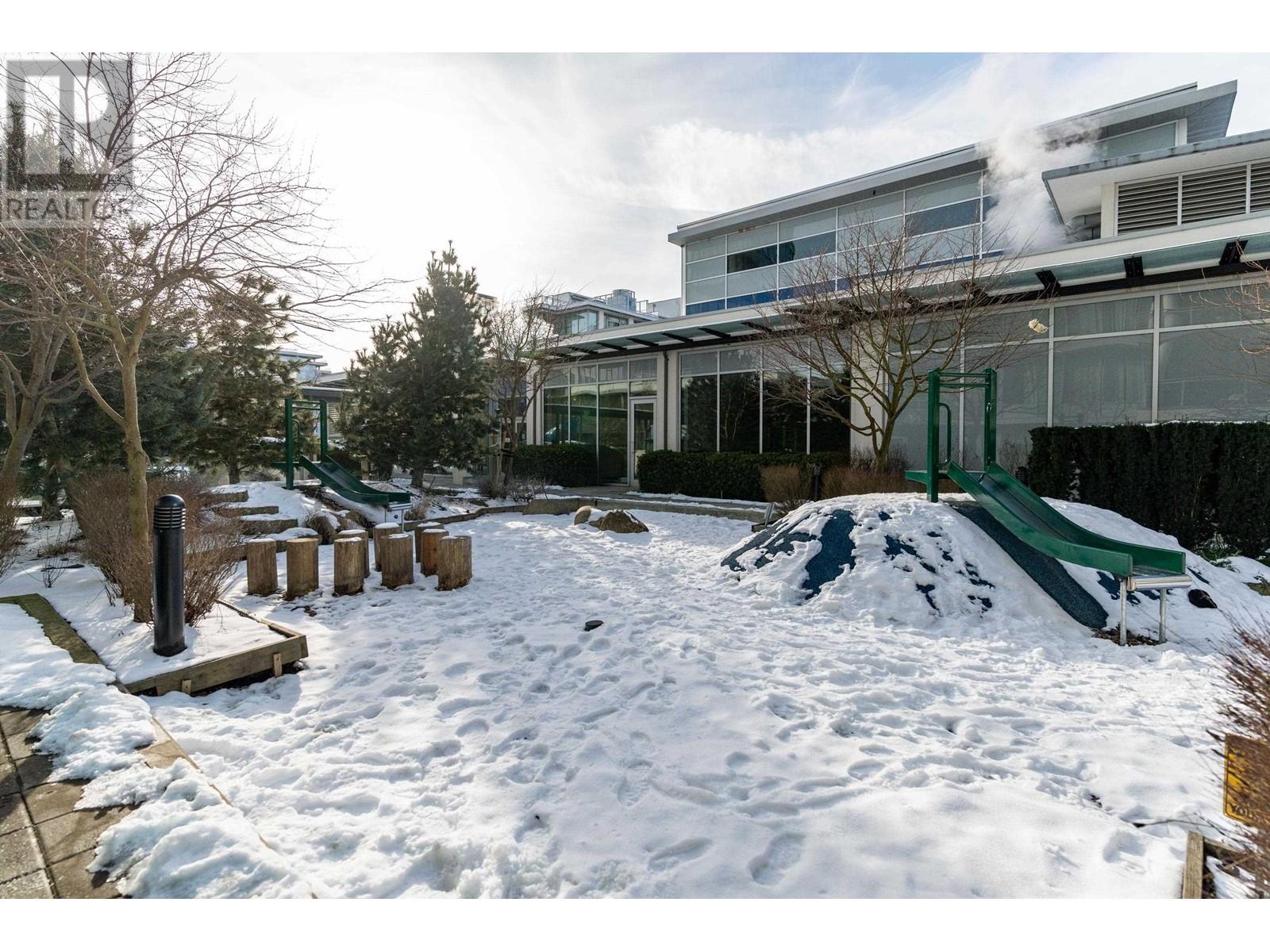 Listing Picture 36 of 37 : 512 3333 SEXSMITH ROAD, Richmond / 烈治文 - 魯藝地產 Yvonne Lu Group - MLS Medallion Club Member