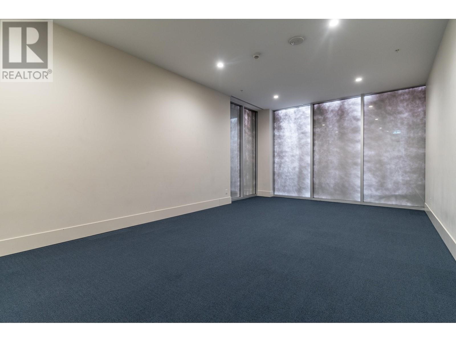 Listing Picture 29 of 37 : 512 3333 SEXSMITH ROAD, Richmond / 烈治文 - 魯藝地產 Yvonne Lu Group - MLS Medallion Club Member