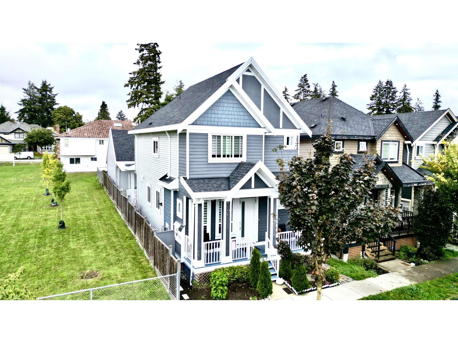 13025 59a Avenue, Surrey, British Columbia  V3X 0G5 - Photo 1 - R2964759