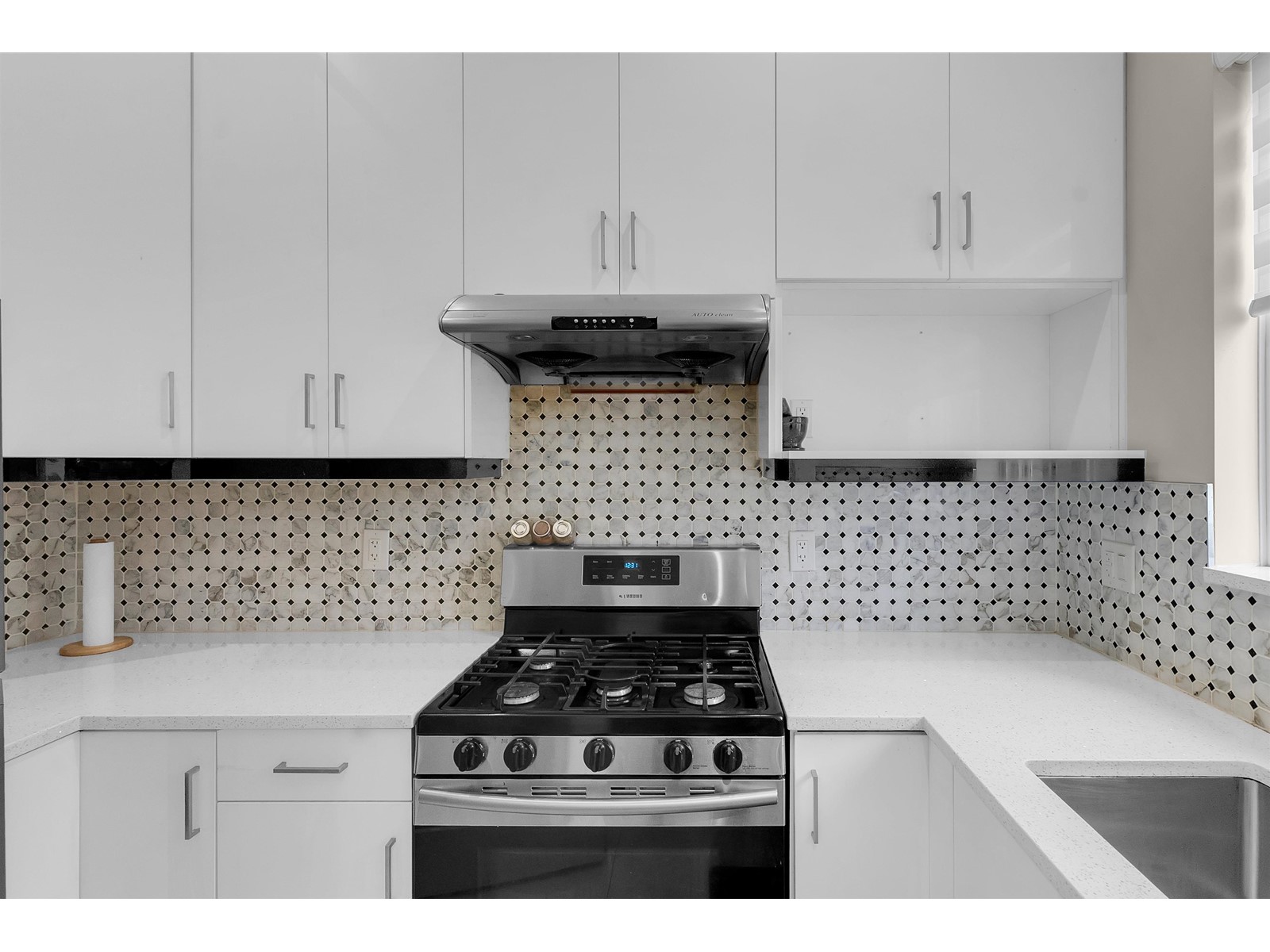 13025 59a Avenue, Surrey, British Columbia  V3X 0G5 - Photo 8 - R2964759