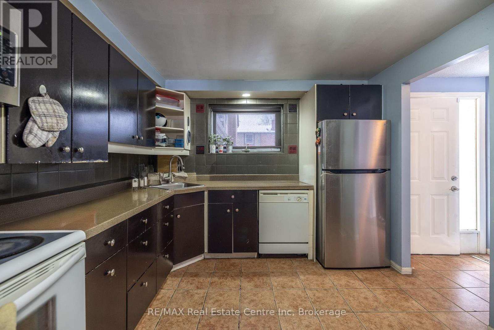 31 - 539 Willow Road, Guelph, Ontario  N1H 7G3 - Photo 9 - X11942554