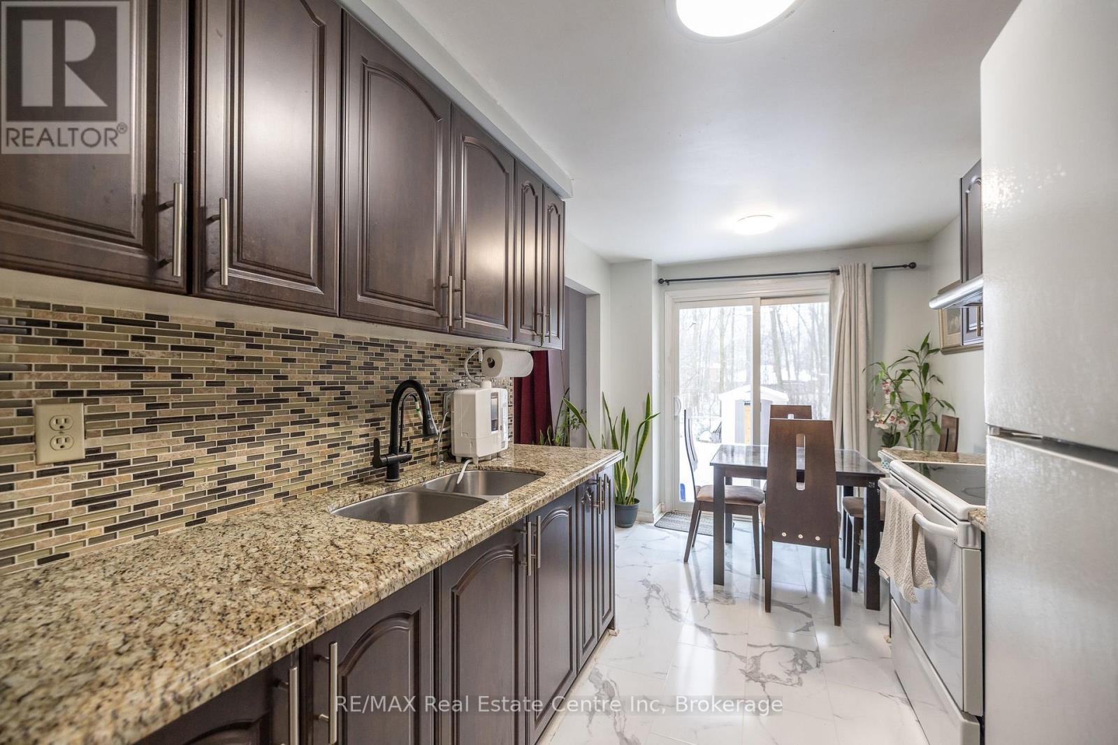 112 Stephen Drive, Guelph, Ontario  N1H 7R2 - Photo 9 - X11962220