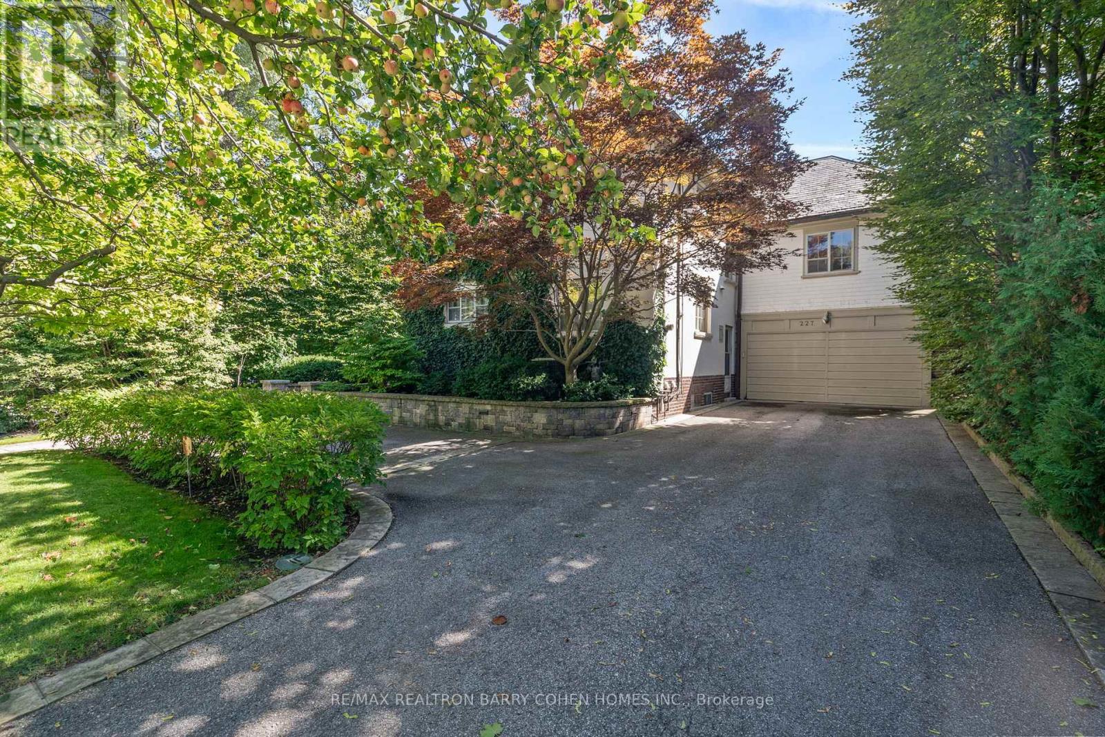 227 Lytton Boulevard, Toronto, Ontario  M4R 1L6 - Photo 2 - C11966008