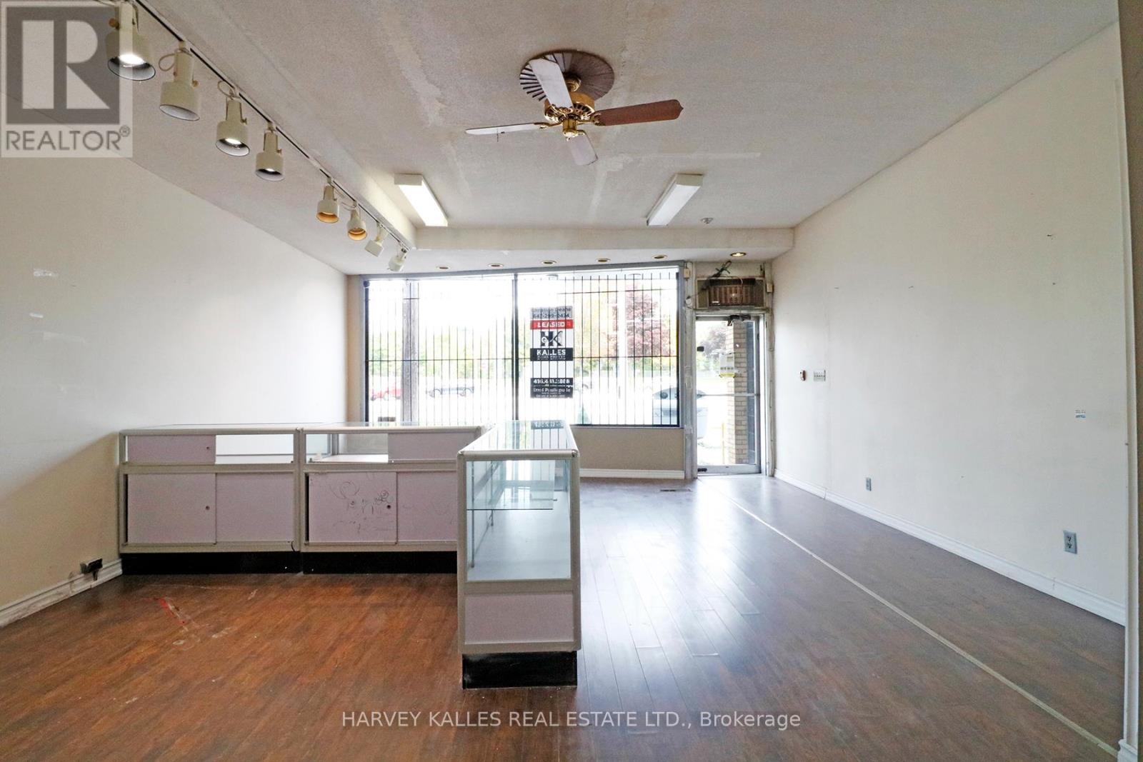 3811 Lake Shore Boulevard W, Toronto (Long Branch), Ontario  M8W 1R2 - Photo 8 - W11966050
