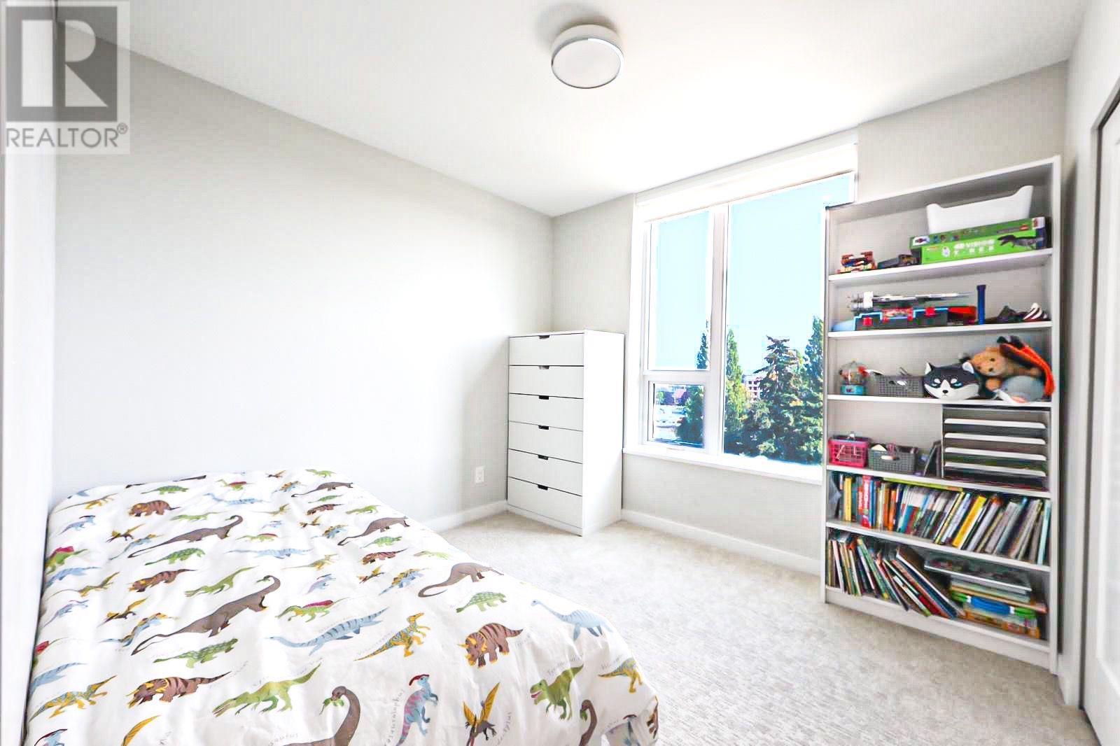 Listing Picture 11 of 27 : 911 3699 SEXSMITH ROAD, Richmond / 烈治文 - 魯藝地產 Yvonne Lu Group - MLS Medallion Club Member