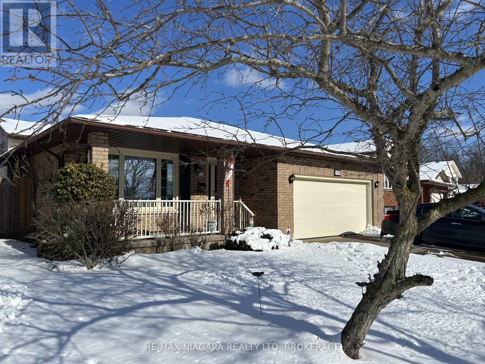 Property at 3284 TRAMORE CRESCENT image 4