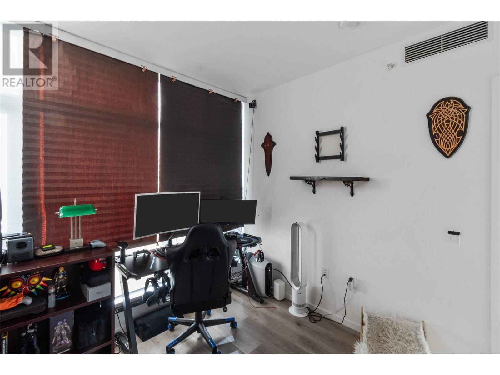 Listing Picture 17 of 28 : 2005 1888 GILMORE AVENUE, Burnaby / 本拿比 - 魯藝地產 Yvonne Lu Group - MLS Medallion Club Member