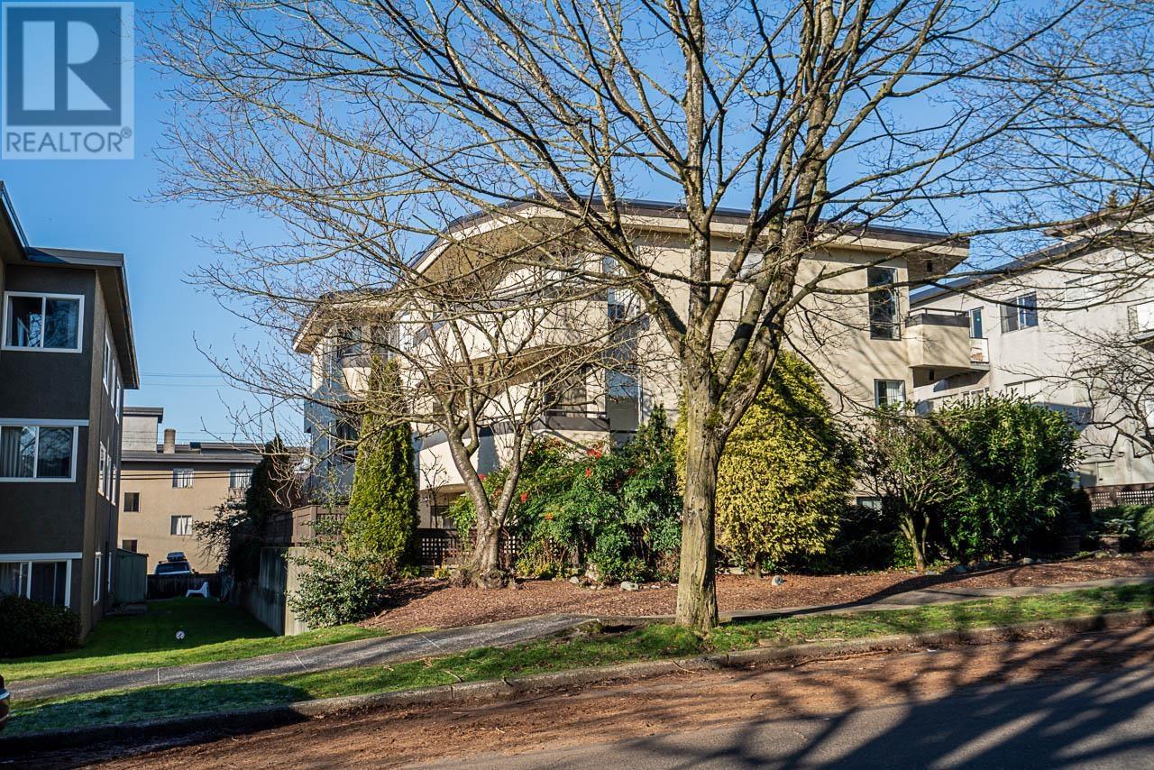 Listing Picture 21 of 23 : 202 8645 OSLER STREET, Vancouver / 溫哥華 - 魯藝地產 Yvonne Lu Group - MLS Medallion Club Member