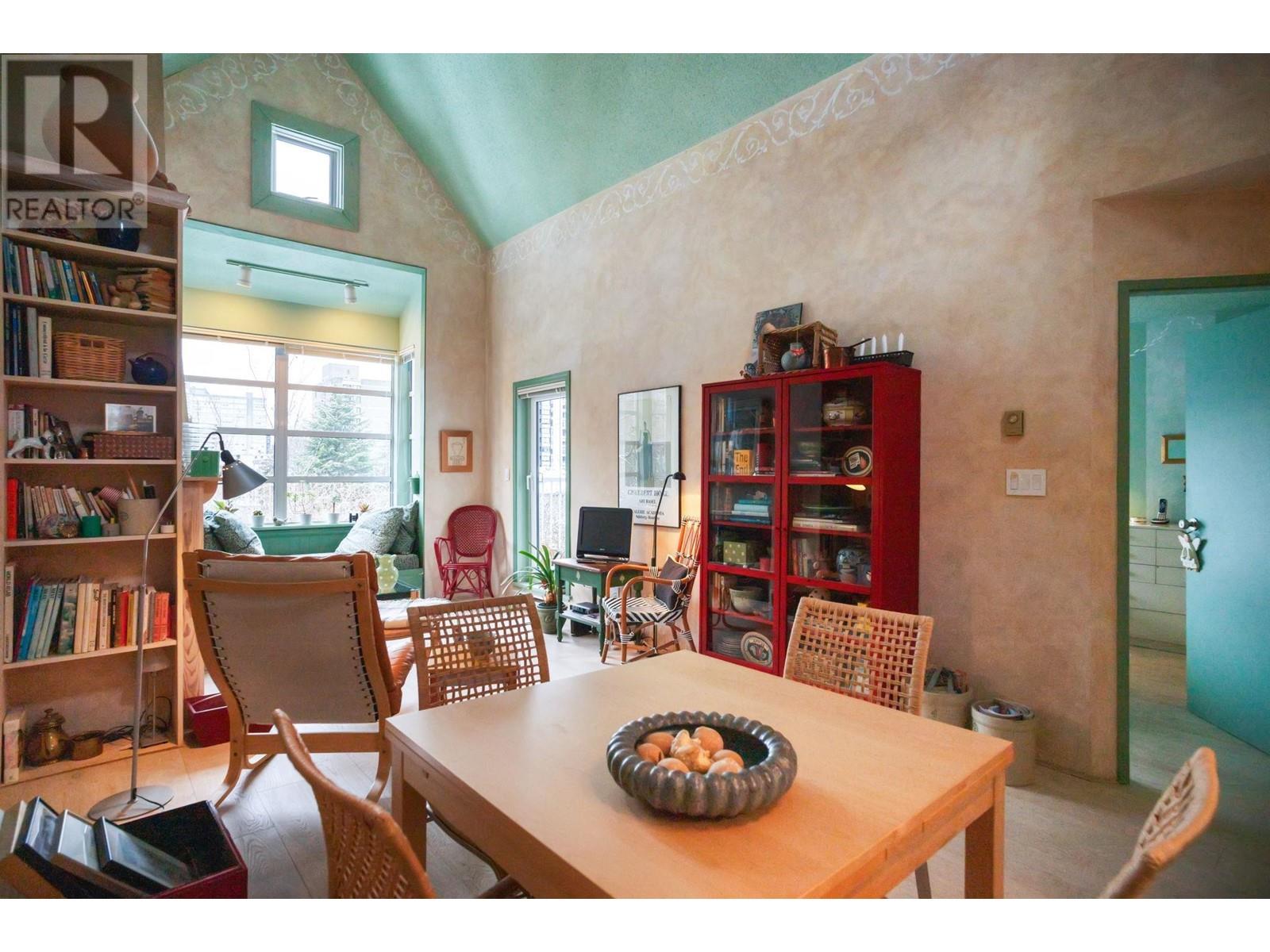 Listing Picture 12 of 24 : 305 1399 BARCLAY STREET, Vancouver / 溫哥華 - 魯藝地產 Yvonne Lu Group - MLS Medallion Club Member