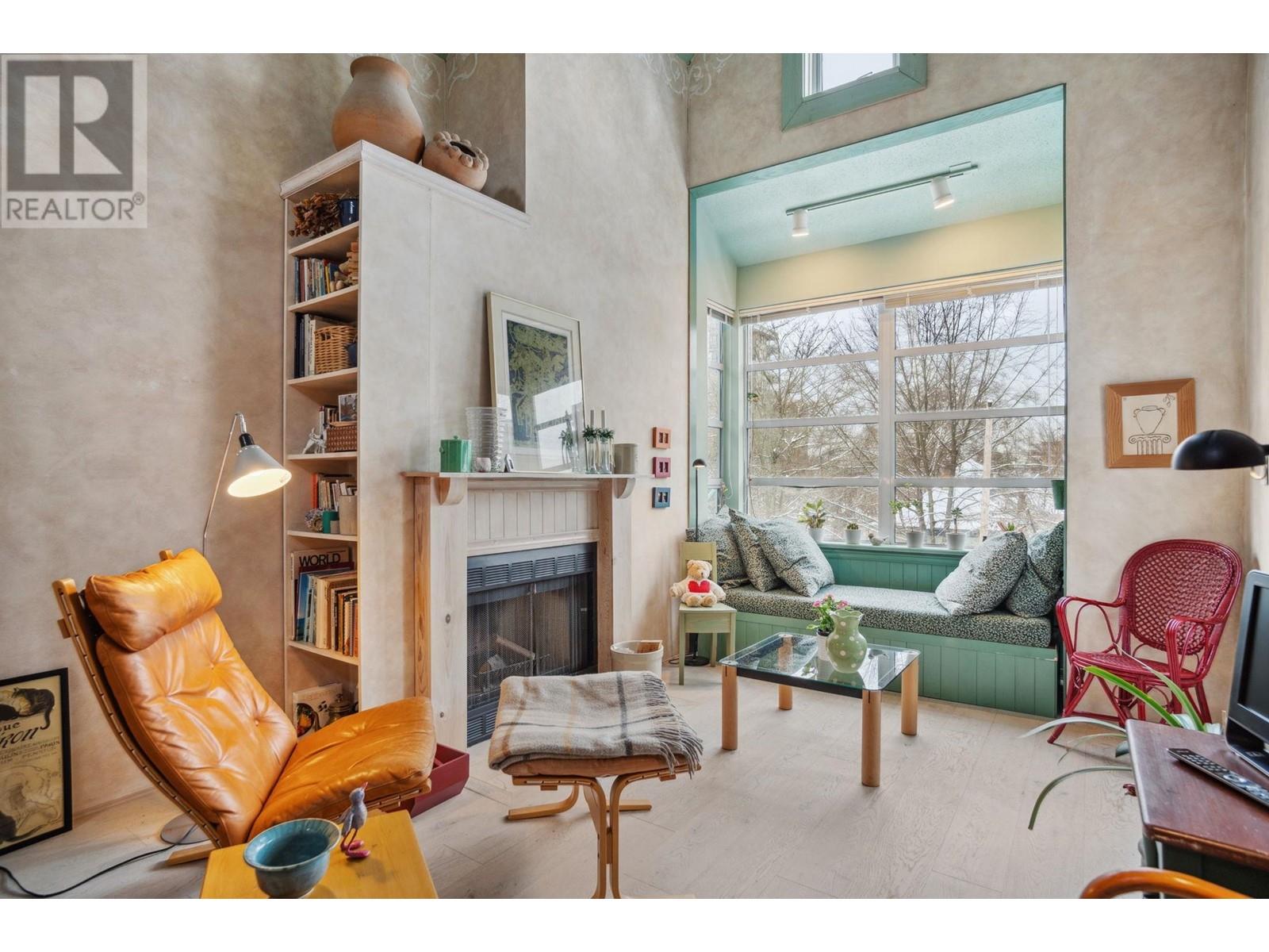 Listing Picture 3 of 24 : 305 1399 BARCLAY STREET, Vancouver / 溫哥華 - 魯藝地產 Yvonne Lu Group - MLS Medallion Club Member