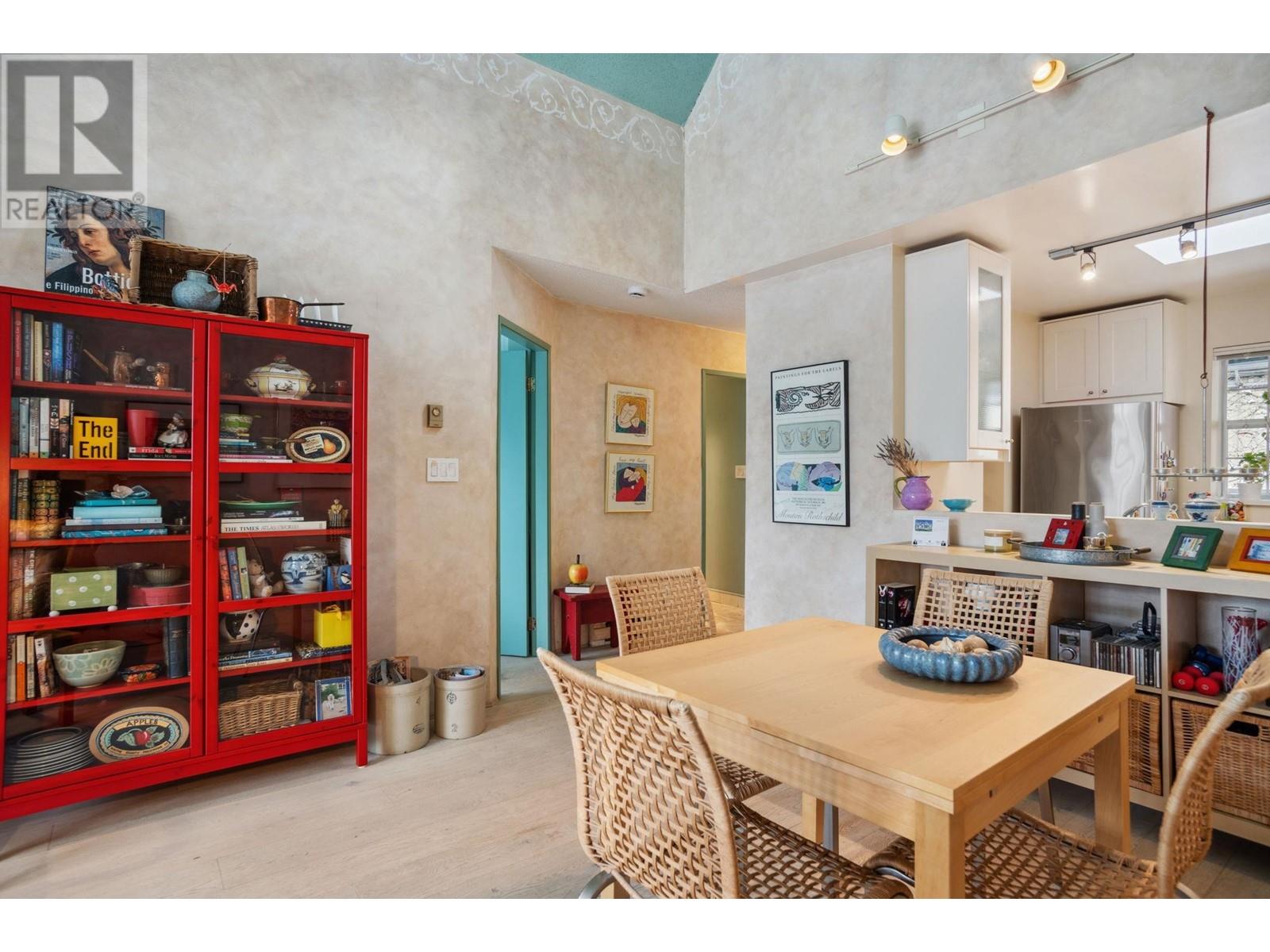 Listing Picture 8 of 24 : 305 1399 BARCLAY STREET, Vancouver / 溫哥華 - 魯藝地產 Yvonne Lu Group - MLS Medallion Club Member