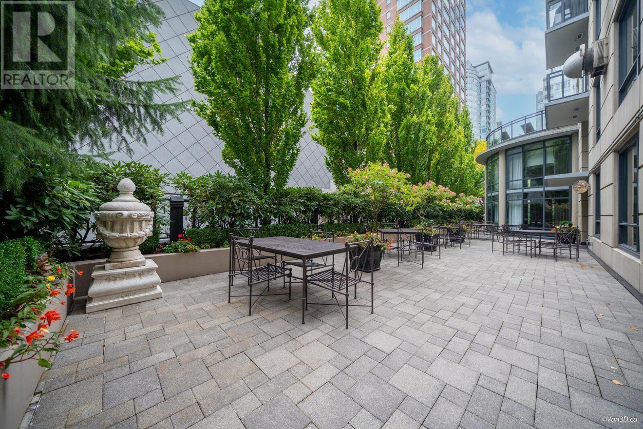 902 788 Richards Street, Vancouver, British Columbia  V6B 0C7 - Photo 5 - R2965326